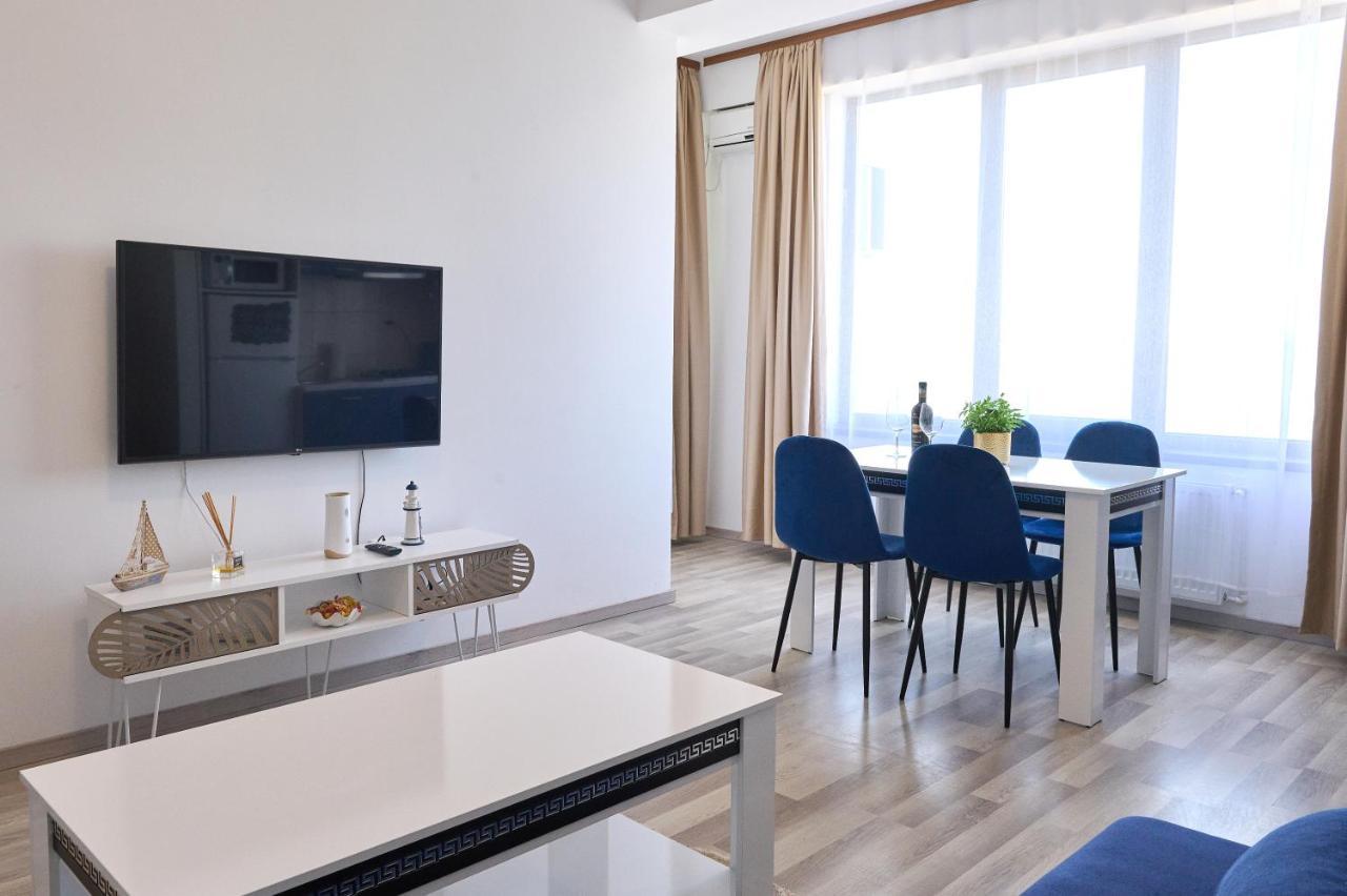 Alina Lake View Apartment Мамая Экстерьер фото